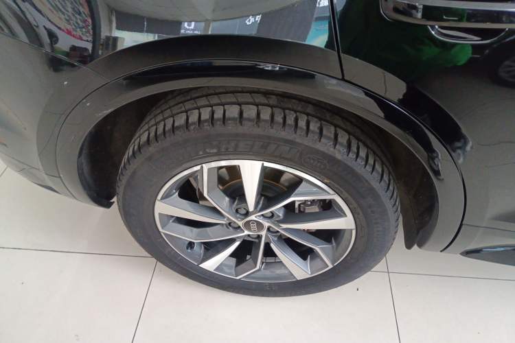 Used Audi Q5L 2023 40T Luxury Dynamic Model