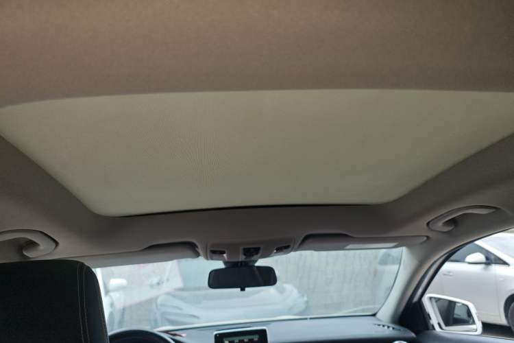 Used Mercedes-Benz GLA 2015 GLA 220 4MATIC Fashion Model