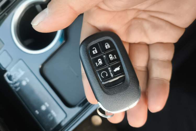 Used Honda Elysion 2024 2.0L eHEV Luxury Edition