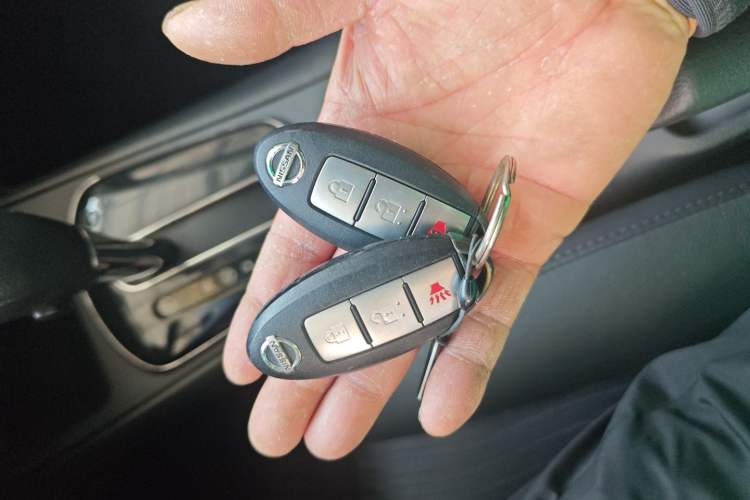 Used Nissan Tiida 2014 1.6L CVT Smart Model