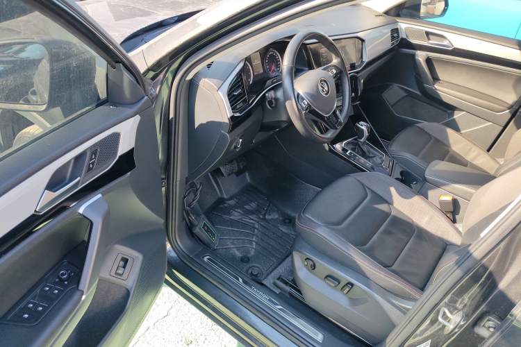 Used Volkswagen Tayron 2022 330TSI Two-Wheel Drive Luxury Smart Connectivity Version