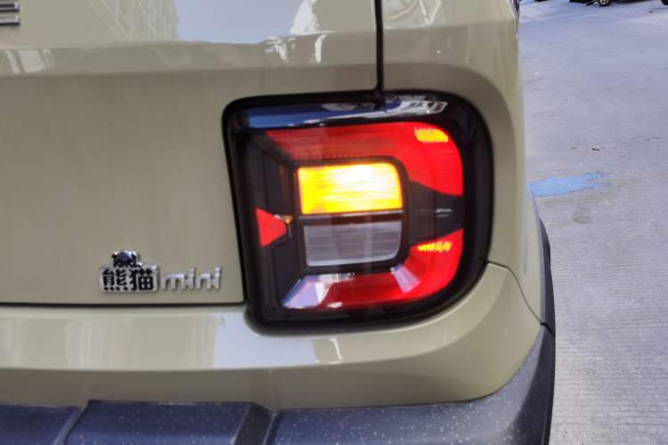 Used  Panda 2025 210km Panda Rider
