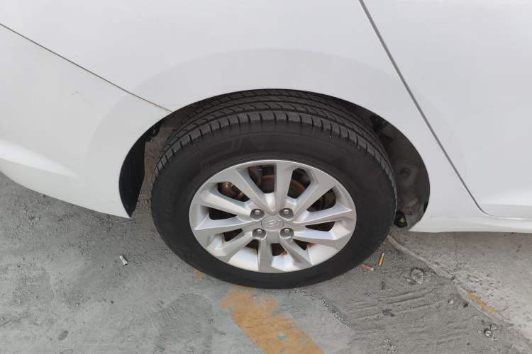 Used Hyundai Verna 2016 1.4L Manual Cool Edition GLS
