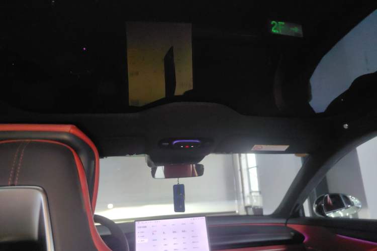 Used  SU7 2024 Four-Wheel Drive Ultra-Long Range Advanced Intelligent Driving Max Edition
