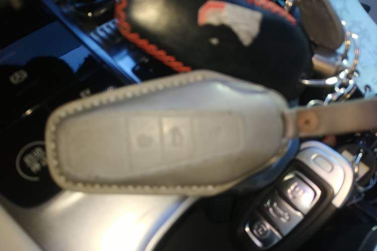 Used BYD Song PLUS New Energy 2024 HONOR Edition DM-i 110km Flagship PLUS
