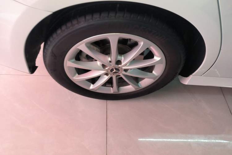 Used Mercedes-Benz A-Class 2021 A 200 L Sport Sedan Fashion Model
