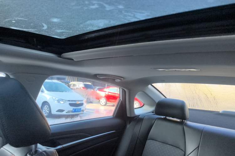 Used Changan Eado 2020 PLUS Blue Whale NE 1.4T GDI DCT Prestige Model
