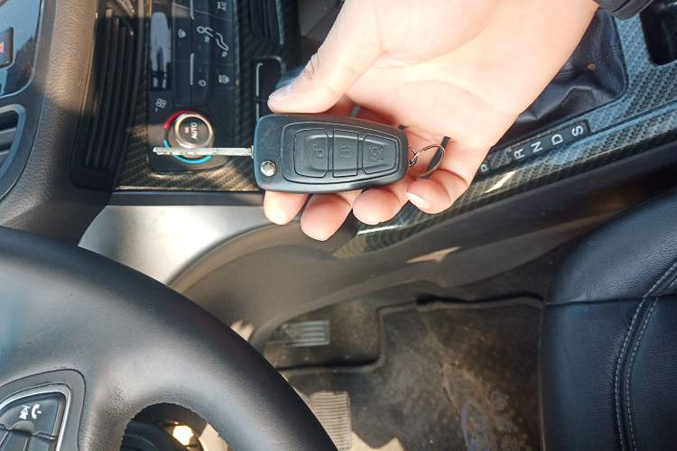 Used Ford Kuga 2017 EcoBoost 180 Two-Wheel-Drive Tiger Leap Model