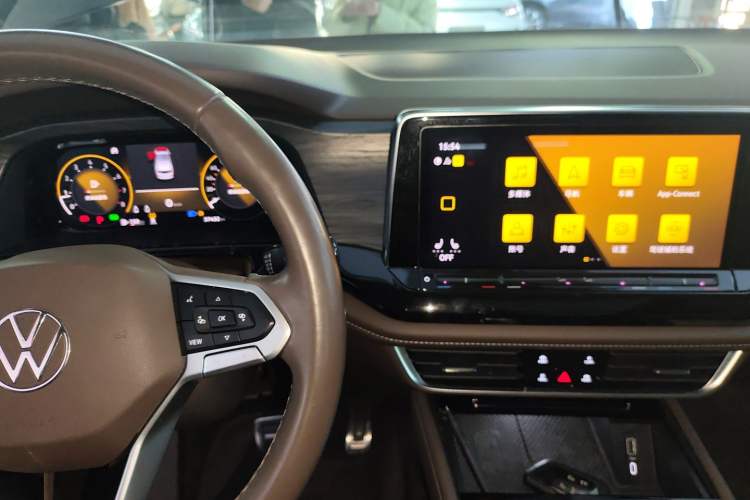 Used Volkswagen Viloran 2023 380TSI Flagship Edition
