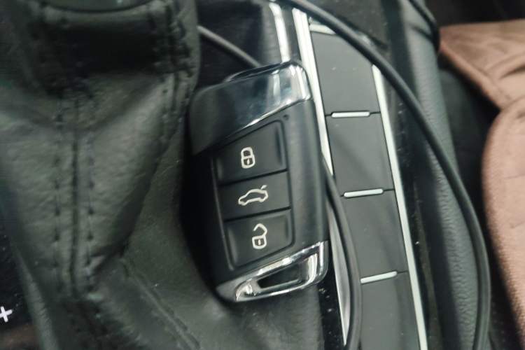 Used Volkswagen Magotan 2019 330TSI DSG Luxury Model China V Standard
