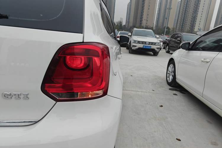 Used Volkswagen Polo 2013 1.4L Automatic Comfort Edition