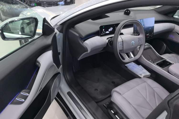 Used Nio ET5T 2025 75 kWh Touring
