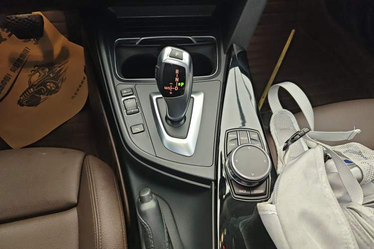 Used BMW 3 Series 2019 320Li Fashion Model
