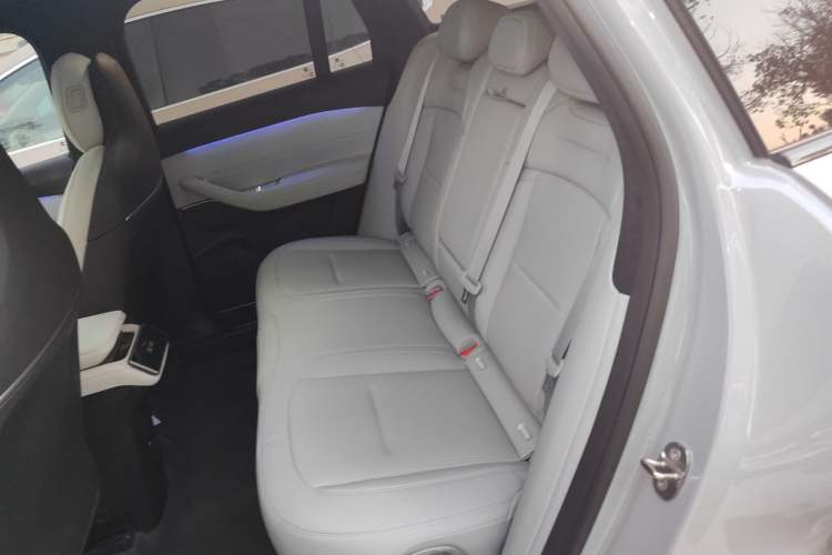 Used Nio ES6 2024 75 kWh
