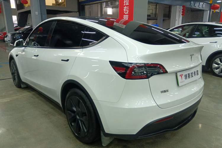 Used Tesla Model Y 2023 Rear-Wheel-Drive Version