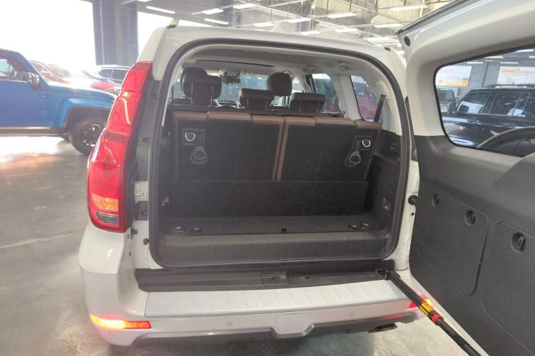 Used Haval H9 2020 2.0T Gasoline 4x4 Luxury 7-Seater
