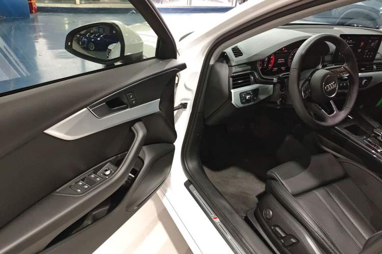 Used Audi A4L 2020 40 TFSI Fashion Dynamic Model
