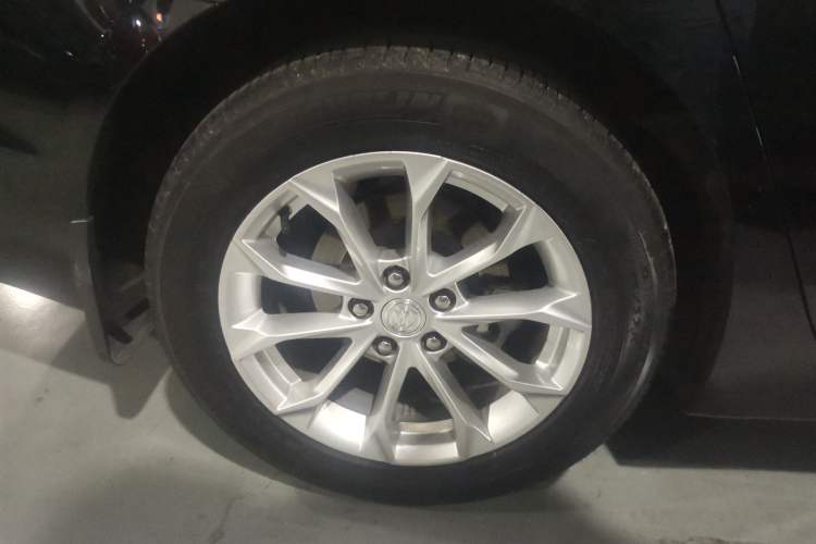 Used Buick LaCrosse 2022 552T Luxury Version
