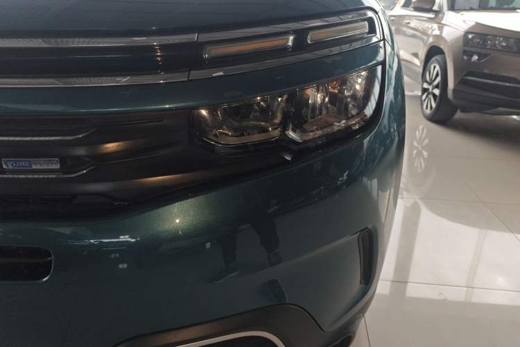 Used Citroen C5 AIRCROSS 2017 380THP Luxury Version
