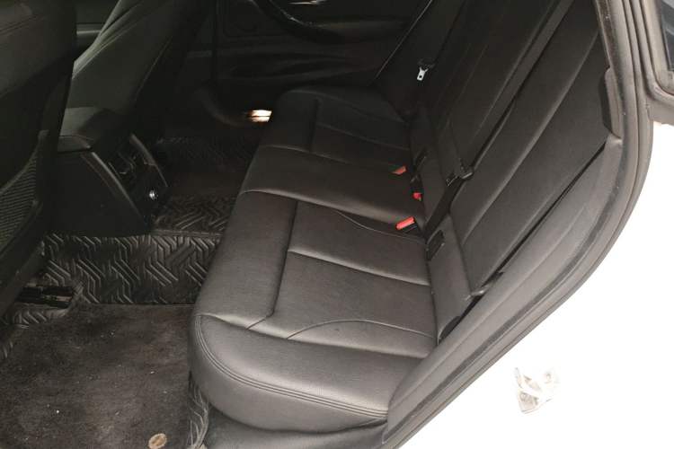 Used BMW 3 Series GT 2020 320i M Sport Package
