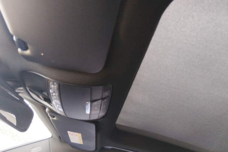 Used Mercedes-Benz GLC 2017 GLC 260 4MATIC Luxury Model