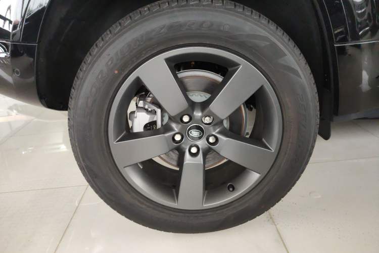 Used Land Rover Defender 2025 110 3.0T P400 – Dynamic HSE