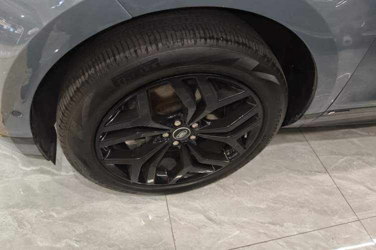 Used Land Rover Range Rover Evoque 2020 249 PS R-DYNAMIC S Black Edition Sport Version
