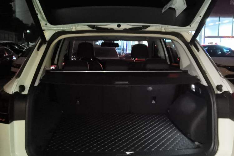 Used Volkswagen Tayron 2021 330TSI Two-Wheel Drive Luxury Smart Connectivity Version
