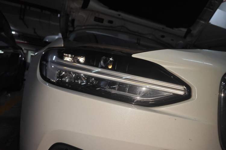 Used Volvo S90 2019 T5 Zhiyi Edition
