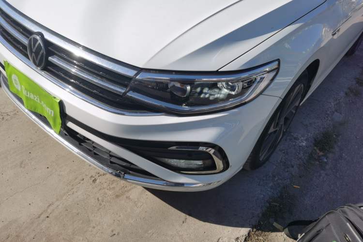 Used Volkswagen Bora 2023 300TSI DSG Prestige Edition
