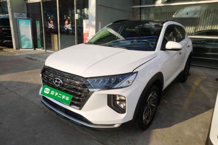 Used Hyundai Tucson 2020 280TGDi Two-Wheel-Drive GLS Fashion Edition China VI Standard