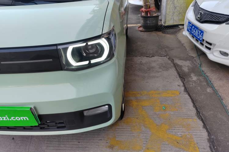 Used Wuling Hongguang MINIEV 2022 Macaron Premium Model – Lithium Iron Phosphate