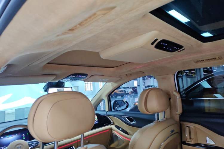 Used VOYAH Dream 2024 PHEV Ultra-Long Range Flagship Edition