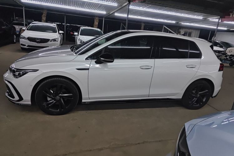 Used Volkswagen Golf 2023 Facelift 280TSI DSG R-Line
