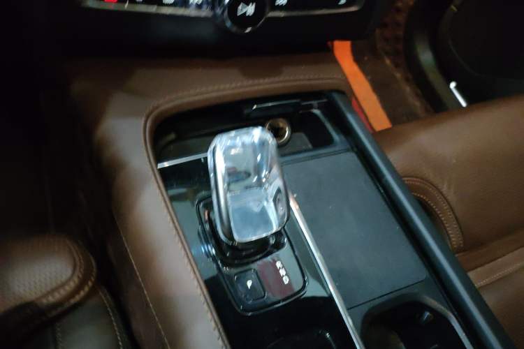 Used Volvo XC90 New Energy 2022 E-Drive Hybrid T8 Luxury Flagship 7-Seater
