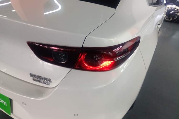 Used Mazda Mazda 3 Axela 2021 2.0L Automatic Zhiqing Edition