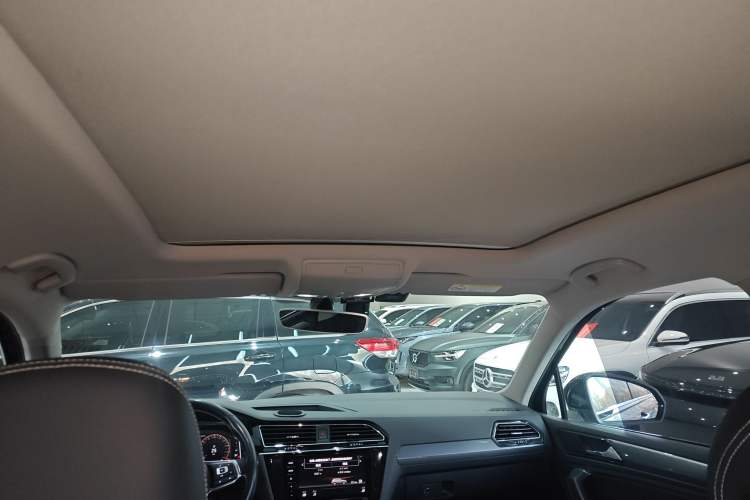 Used Volkswagen Tiguan L 2021 330TSI Automatic Two-Wheel Drive R-Line Enhanced Edition