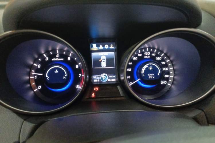 Used Changan CS75 2017 Shangkui Edition 1.5T Automatic Fengyue Model
