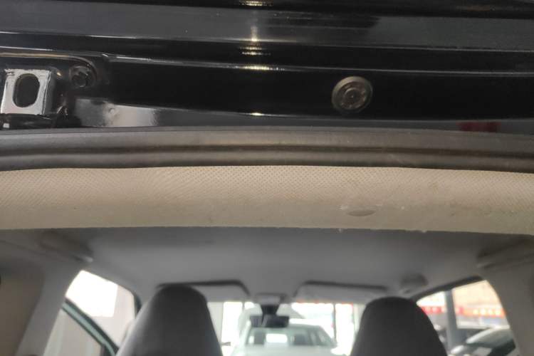 Used Wuling Hongguang MINIEV 2022 Macaron Premium Model – Lithium Iron Phosphate
