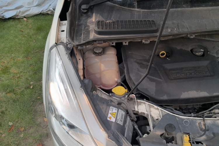 Used Ford Kuga 2013 2.0L GTDi Four-Wheel-Drive Sport Model
