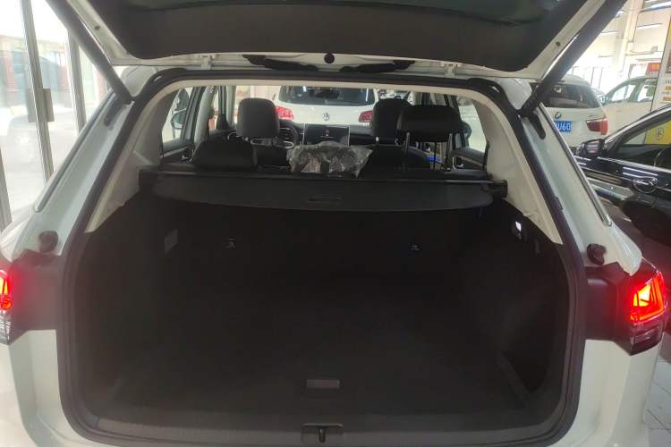 Used Volkswagen Tayron GTE Plug-in Hybrid 2023 280TSI Luxury Plus Advanced Edition
