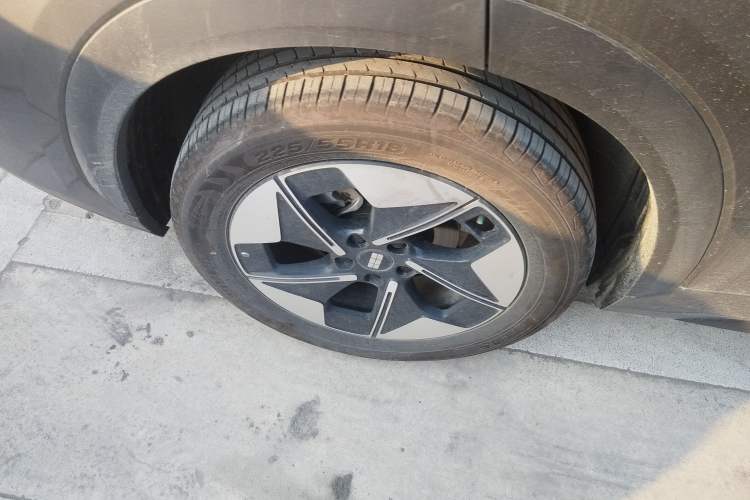 Used  E5 2024 530 km Exploration+ Version
