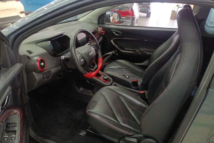 Used Chery Little Ant 2021 200 000-Yuan Ant Fan Edition Energized Version Lithium Iron Phosphate 301 km
