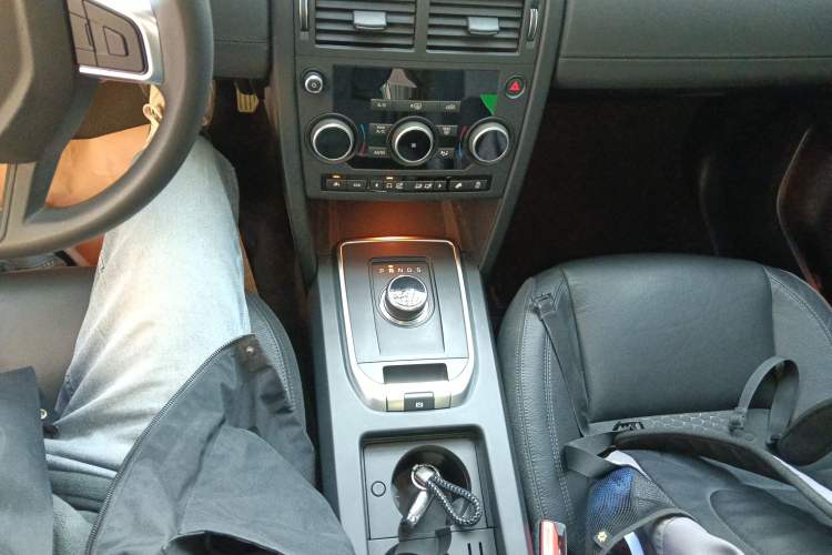 Used Land Rover Discovery Sport 2017 2.0T PURE
