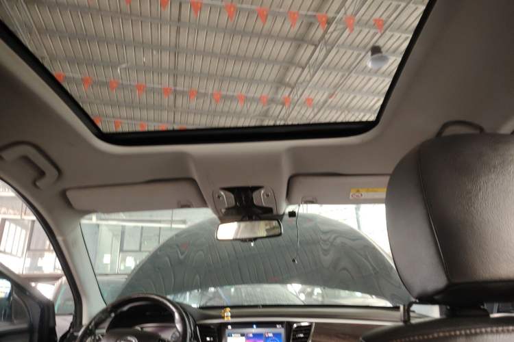 Used GAC Trumpchi GS8 2017 320T Two-Wheel Drive Luxury Smart Connectivity Version (7 Seats)
