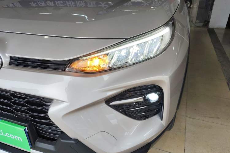 Used Toyota Wildlander 2022 2.0L CVT Two-Wheel Drive Luxury PLUS Edition
