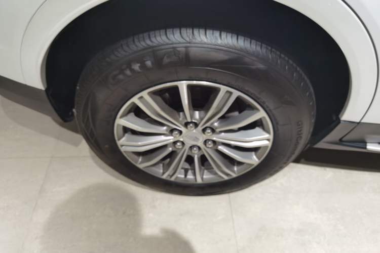 Used Cadillac XT5 2016 25T Luxury Model
