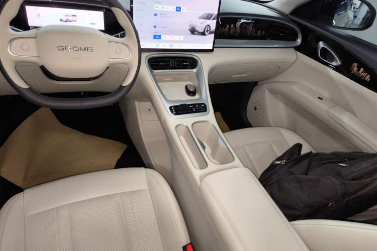 Used  Geome 2025 UP 410km Exploration+ Edition