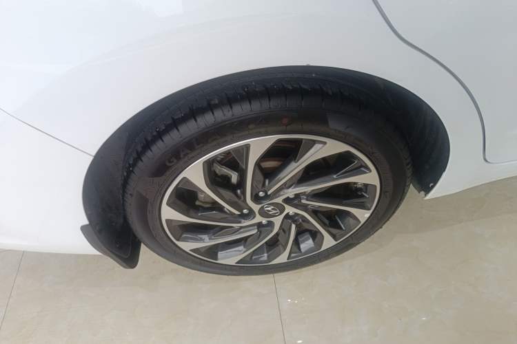 Used Hyundai Elantra 2020 1.4T Dual-Clutch Xuan Dong · Dynamic Version
