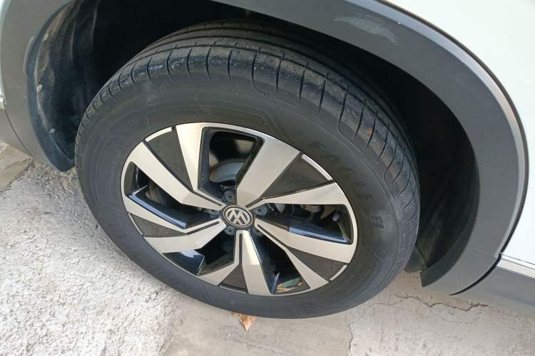 Used Volkswagen Tayron 2020 330TSI Two-Wheel Drive Luxury Smart Connectivity Version
